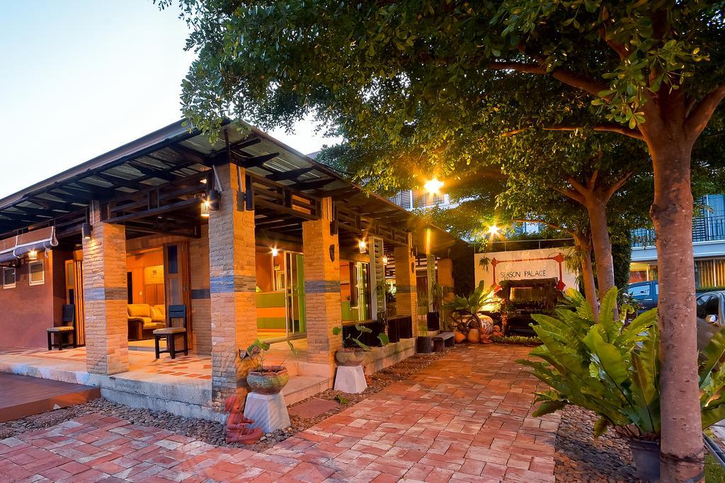 צ'ה אם Season Palace Huahin Hotel מראה חיצוני תמונה