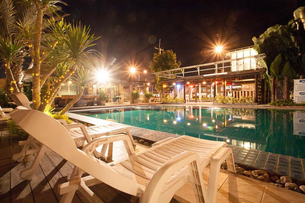 צ'ה אם Season Palace Huahin Hotel מראה חיצוני תמונה
