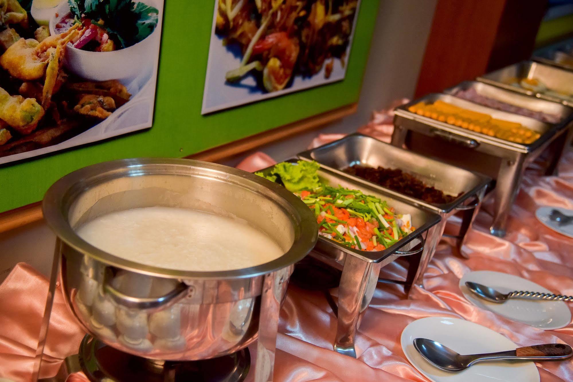 צ'ה אם Season Palace Huahin Hotel מראה חיצוני תמונה