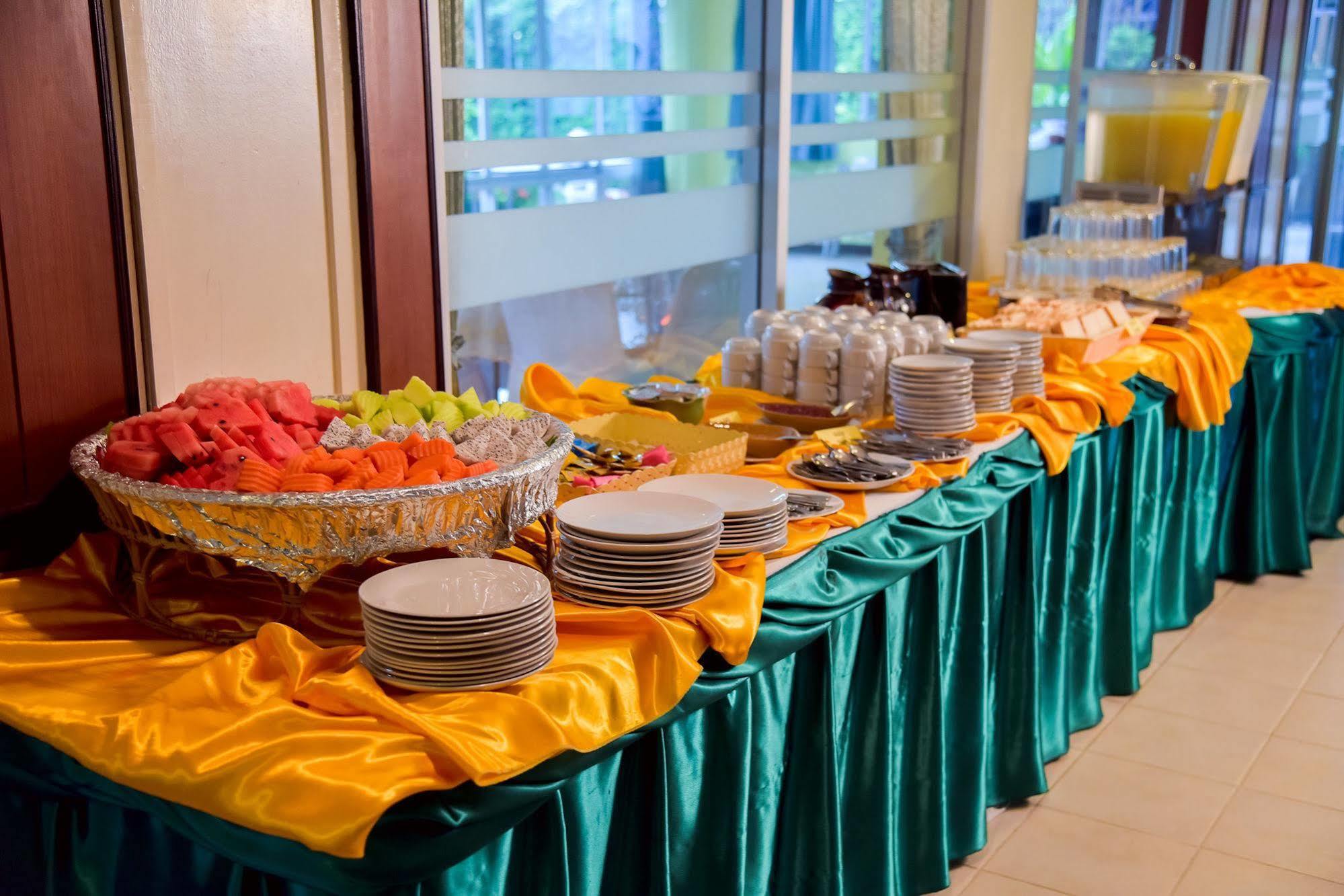 צ'ה אם Season Palace Huahin Hotel מראה חיצוני תמונה